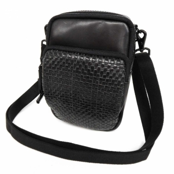 3-Zip M Shoulder Bag