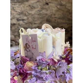 A Handpicked Gift Selection (LARGE)