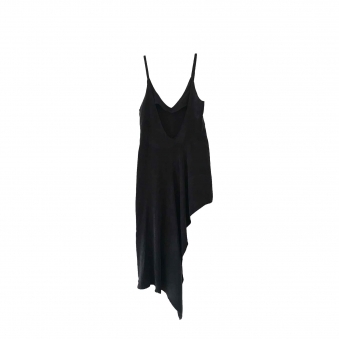 Asymmetric dress