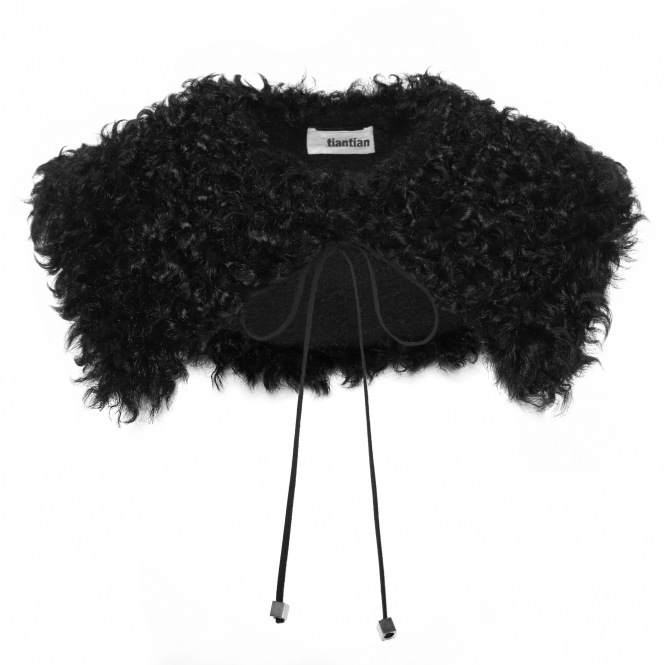 Black Curly Wool Collar