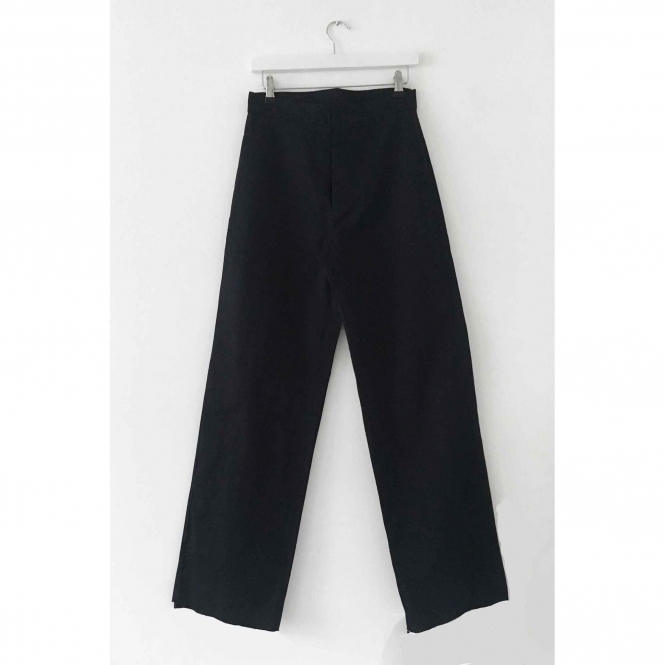 Buttonhole Waistband Tailored Trouser