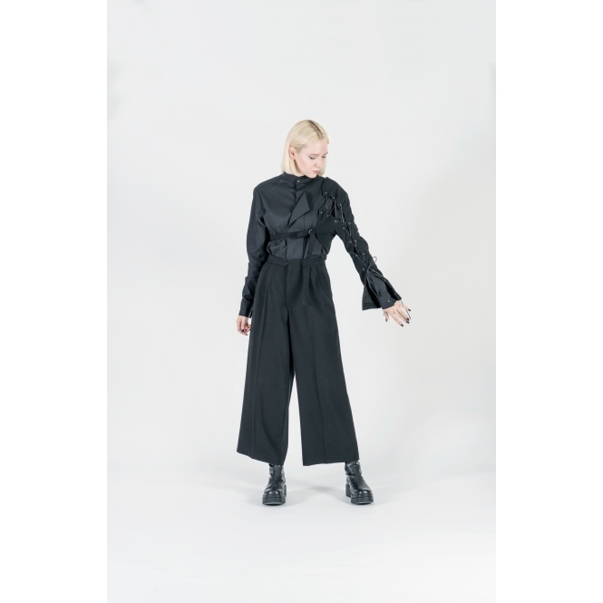 Comes in Black: [PIECE 0.21]