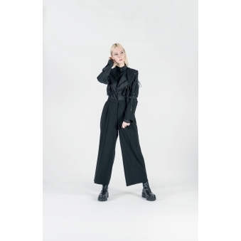 Comes in Black: %5BPIECE 0.22%5D