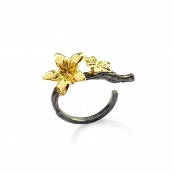 Golden Flower Ring