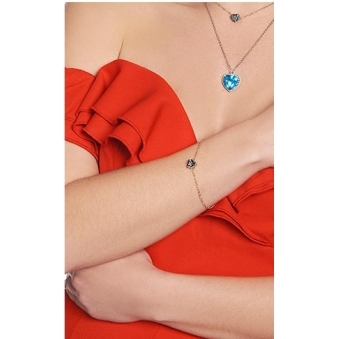 London Blue Topaz Heart Bracelet