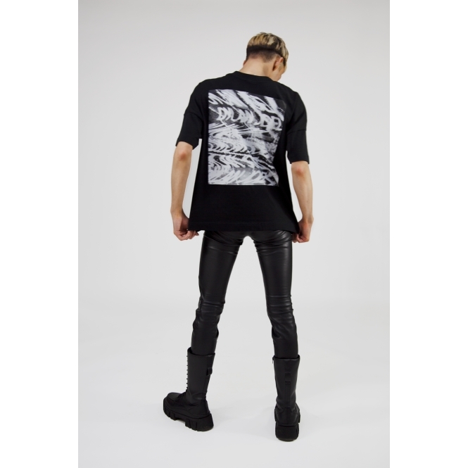 Static B/W print oversized t-shirt