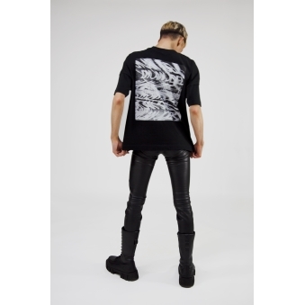 Static B/W print oversized t-shirt